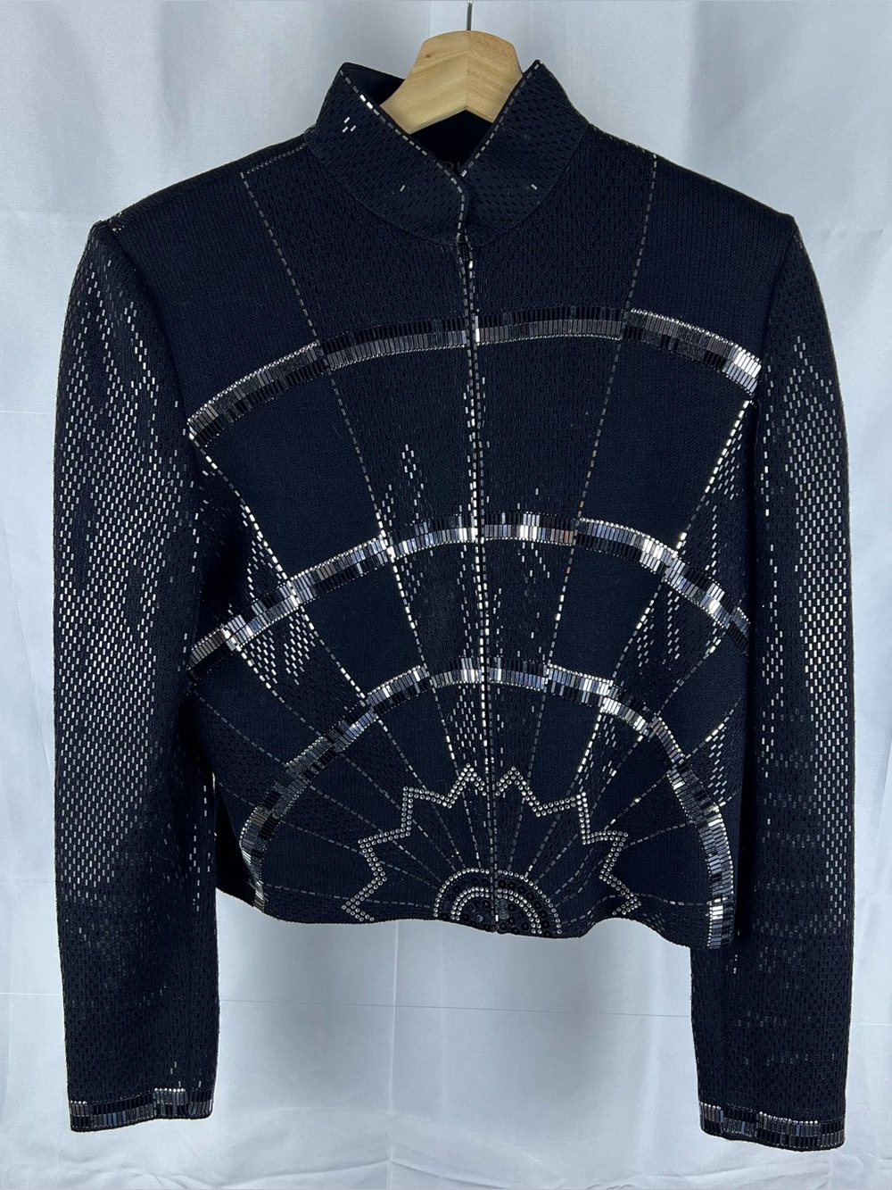 ST. JOHN COUTURE EVENING Black Santana Knit Art Deco Short Jacket RUNWAY Size 6